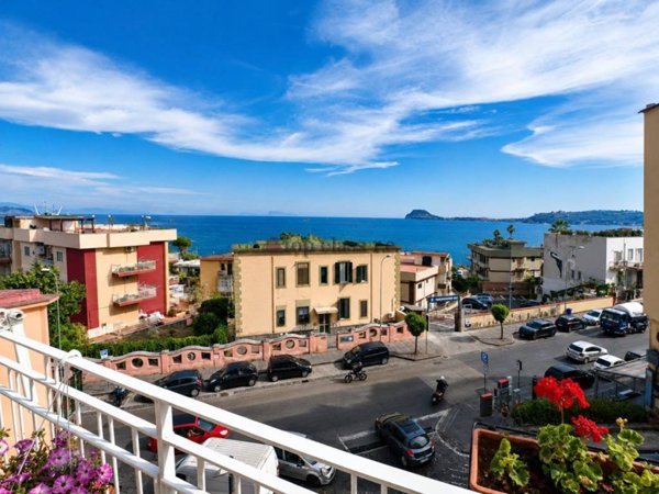 appartamento in vendita a Pozzuoli in zona Arco Felice