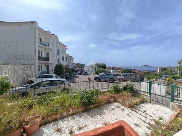 appartamento in vendita a Pozzuoli