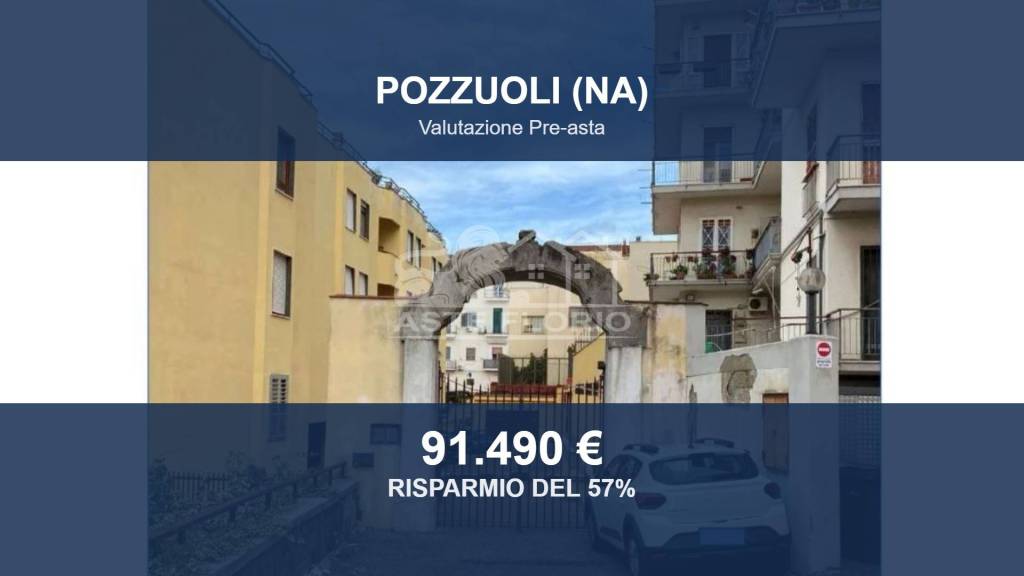 locale commerciale in vendita a Pozzuoli