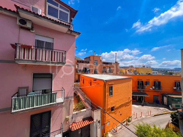 appartamento in vendita a Pozzuoli in zona Lucrino
