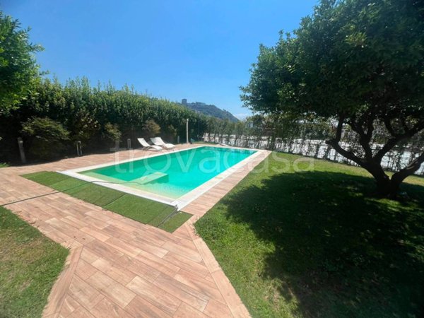 casa indipendente in vendita a Pozzuoli
