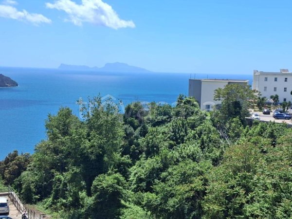 appartamento in vendita a Pozzuoli