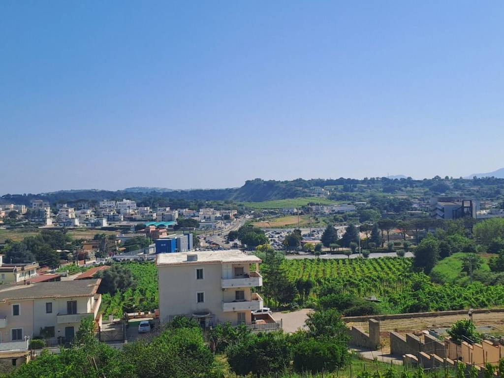 appartamento in vendita a Pozzuoli in zona Arco Felice