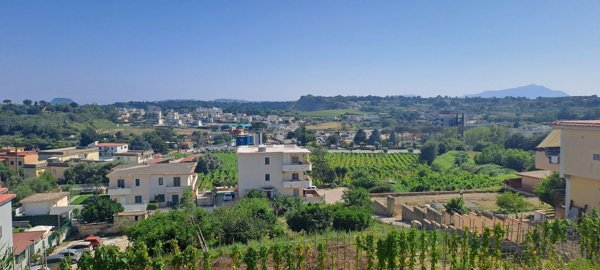 appartamento in vendita a Pozzuoli in zona Arco Felice