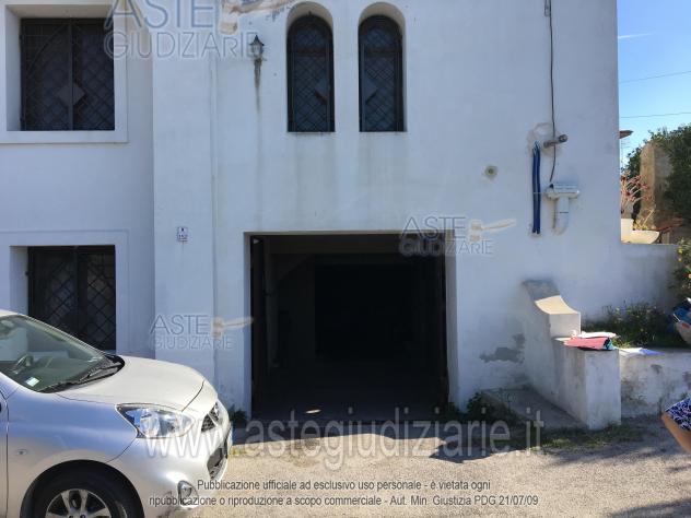 terreno edificabile in vendita a Pozzuoli in zona Licola Lido