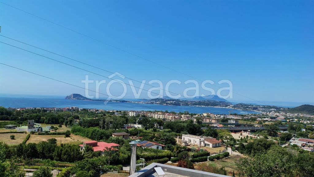 appartamento in vendita a Pozzuoli