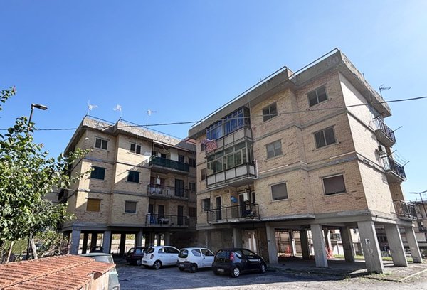 appartamento in vendita a Pozzuoli in zona Toiano