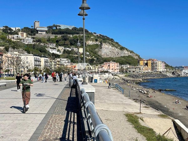 appartamento in vendita a Pozzuoli