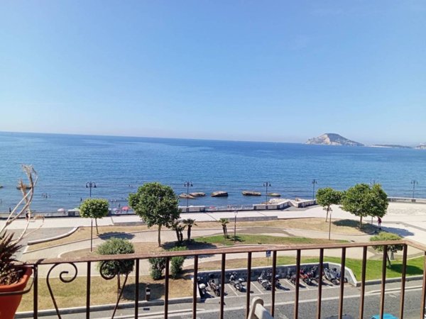 appartamento in vendita a Pozzuoli