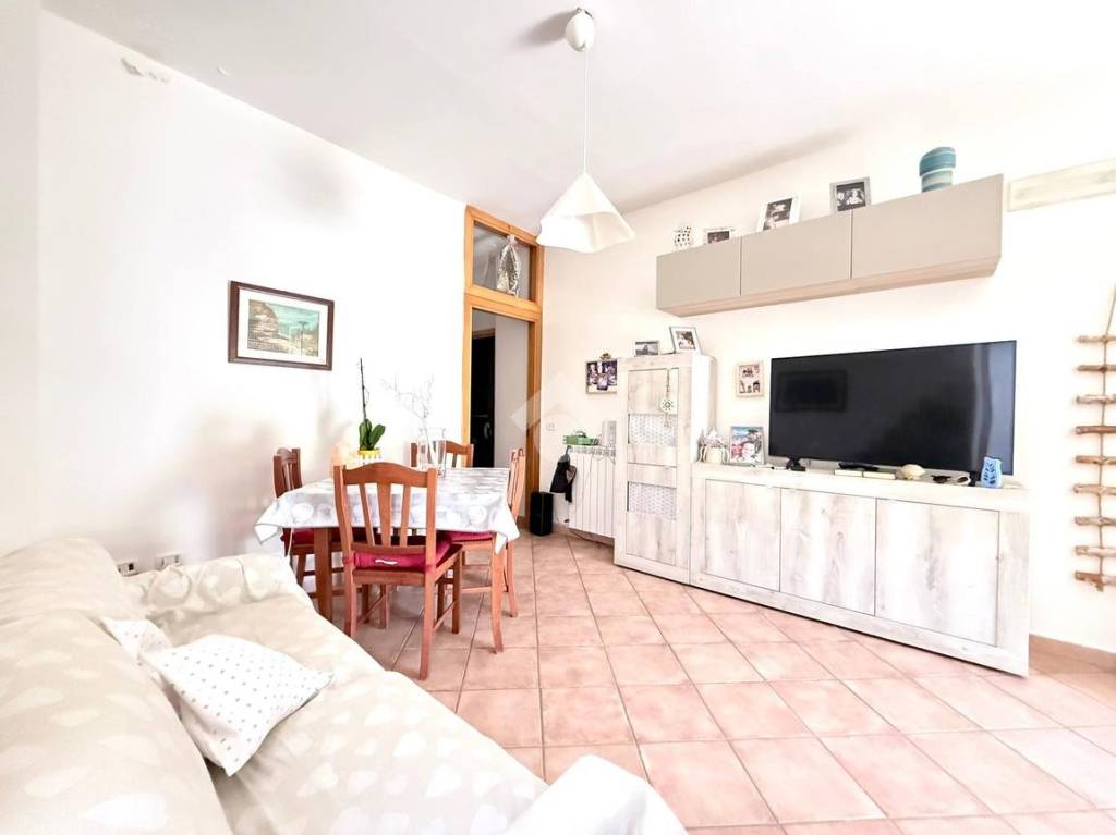 appartamento in vendita a Pozzuoli in zona Solfatara