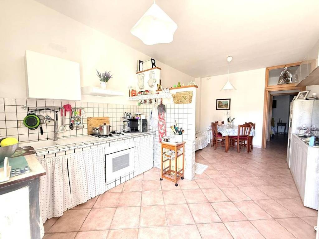 appartamento in vendita a Pozzuoli in zona Solfatara