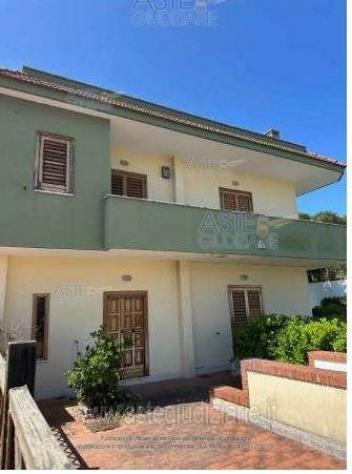 casa indipendente in vendita a Pozzuoli