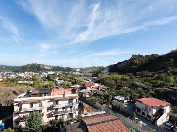 appartamento in vendita a Pozzuoli in zona Pisciarelli