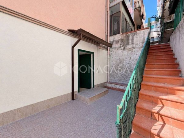 appartamento in vendita a Pozzuoli in zona Lucrino
