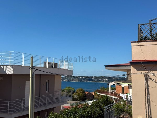 appartamento in vendita a Pozzuoli