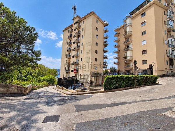 appartamento in vendita a Pozzuoli