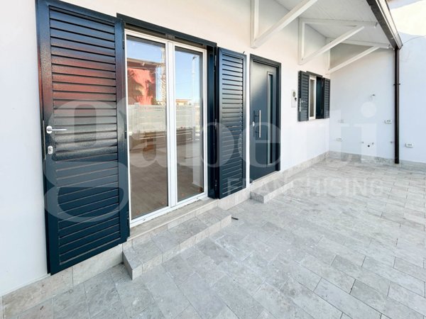 casa indipendente in vendita a Pozzuoli