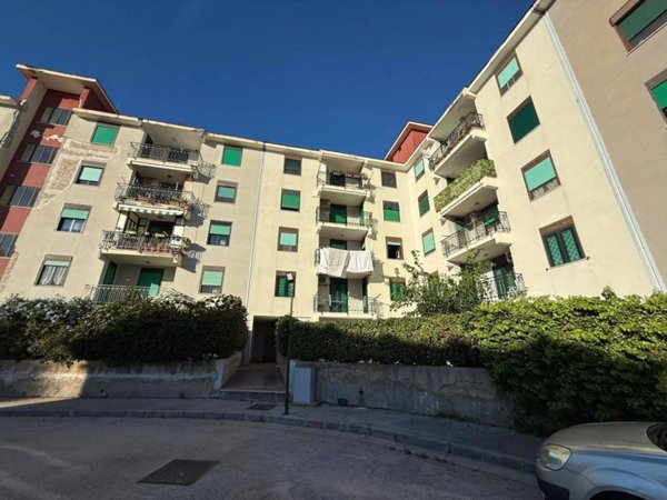 appartamento in vendita a Pozzuoli in zona Monterusciello