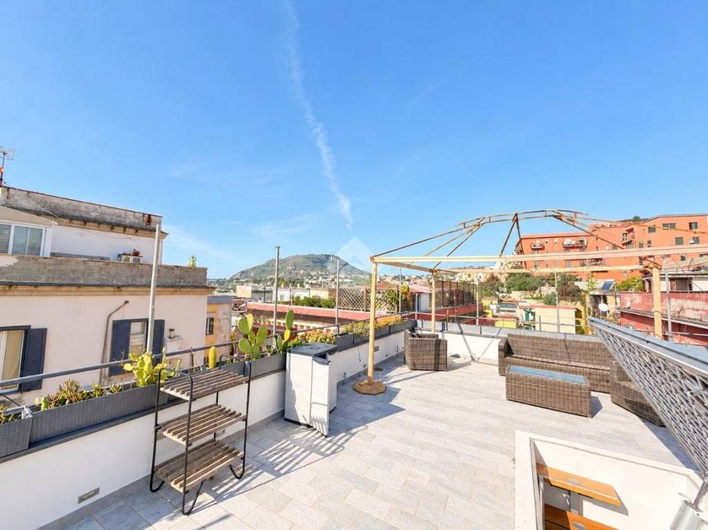 appartamento in vendita a Pozzuoli
