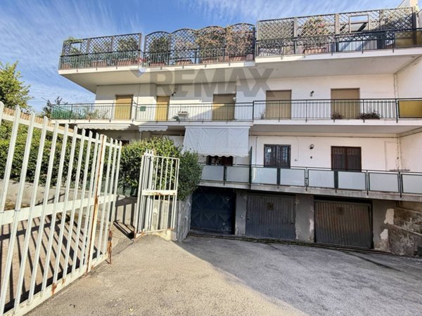 appartamento in vendita a Pozzuoli in zona Solfatara