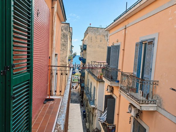 appartamento in vendita a Pozzuoli