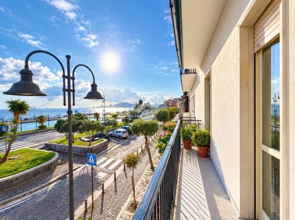 appartamento in vendita a Pozzuoli
