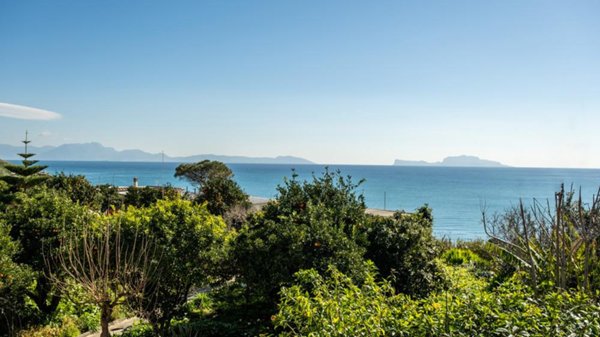 casa indipendente in vendita a Procida
