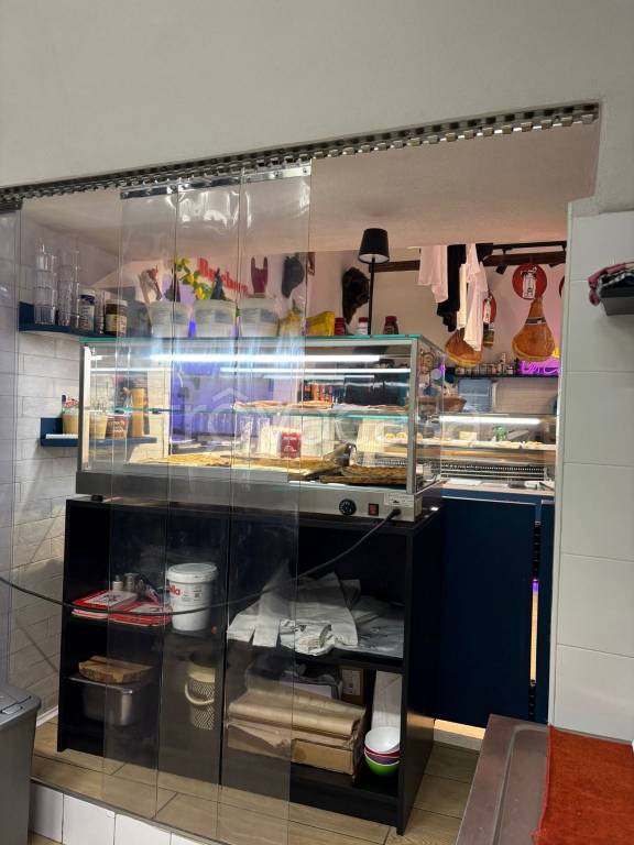 negozio in vendita a Procida