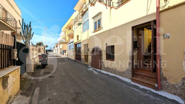 quadrivano in vendita a Procida