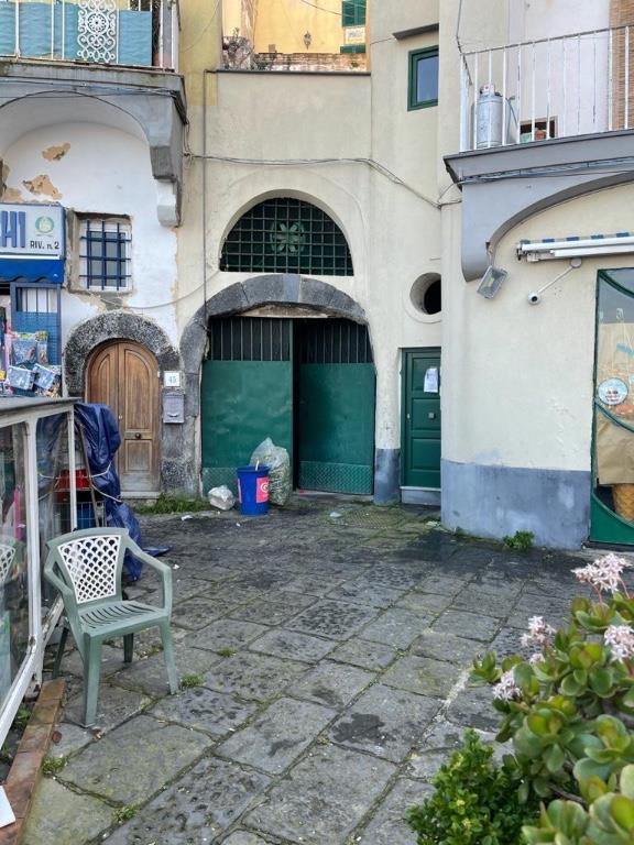 locale commerciale in vendita a Procida