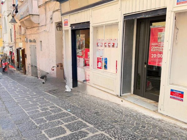 negozio in vendita a Procida