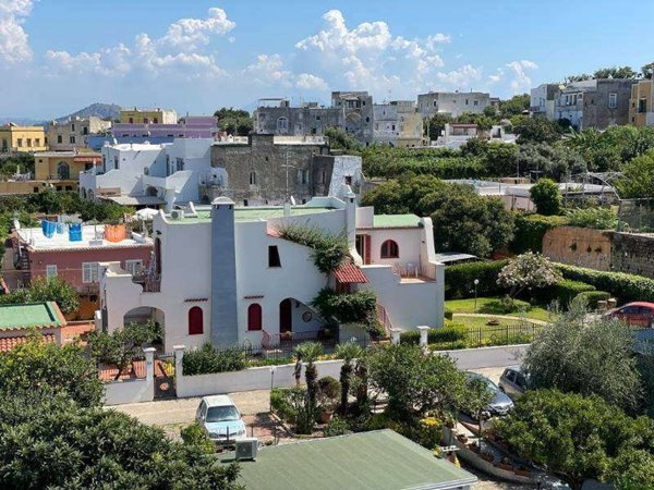 appartamento in vendita a Procida