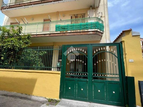 intera palazzina in vendita a Qualiano
