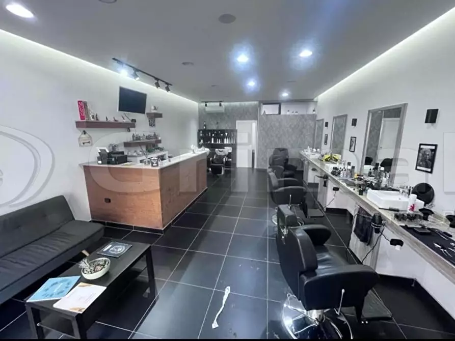 negozio in vendita a Qualiano