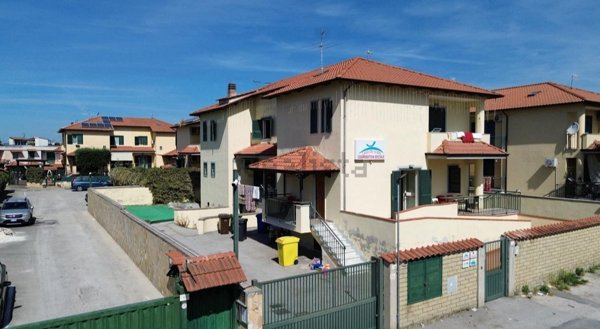 casa indipendente in vendita a Qualiano in zona Ripuaria