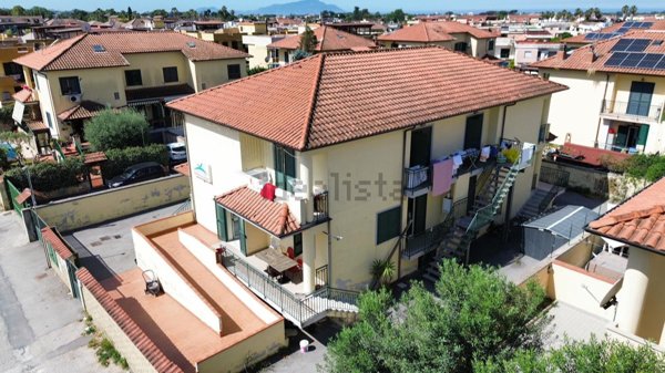 casa indipendente in vendita a Qualiano in zona Ripuaria