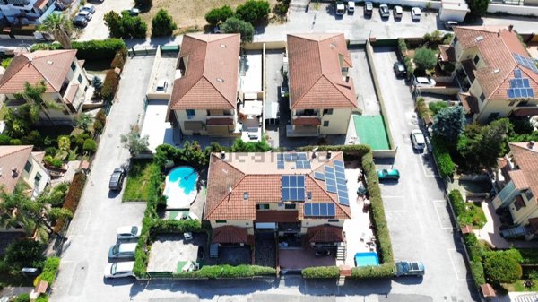 casa indipendente in vendita a Qualiano in zona Ripuaria