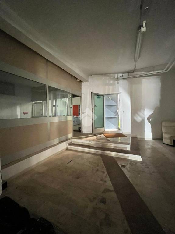 negozio in vendita a Qualiano