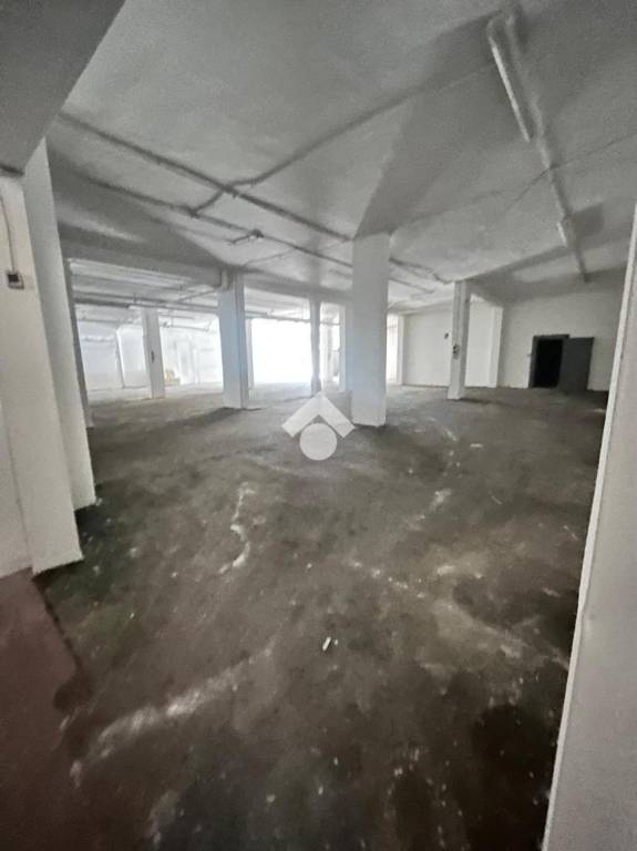 negozio in vendita a Qualiano