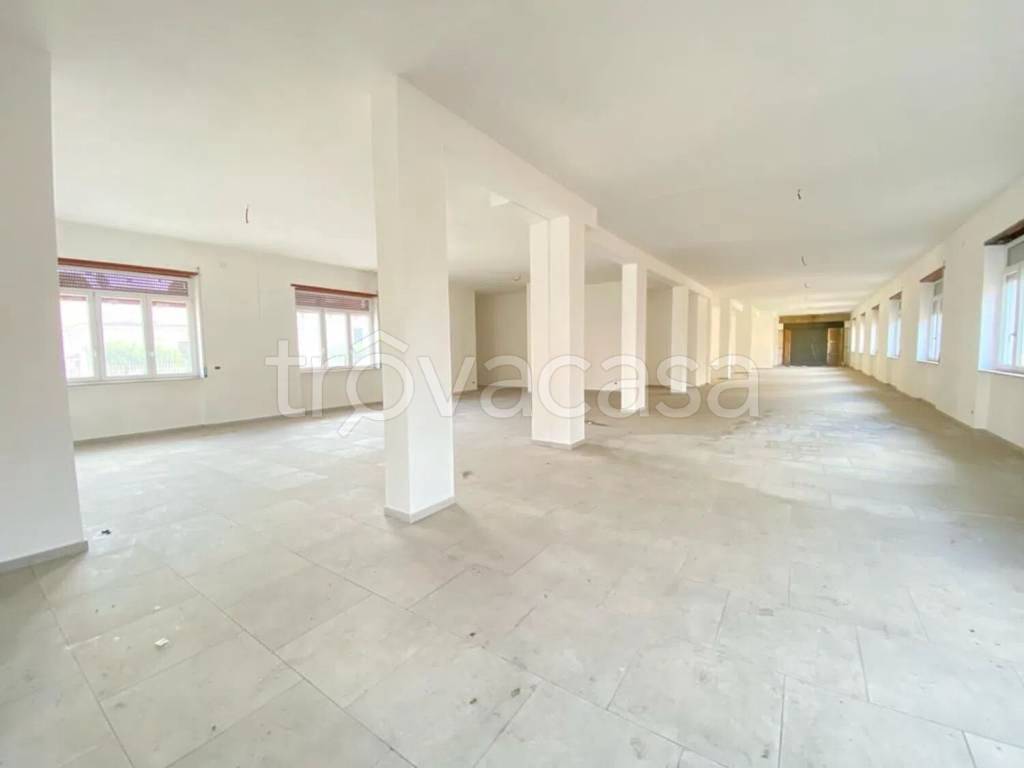 negozio in vendita a Qualiano