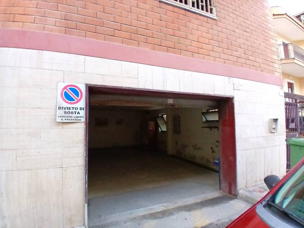 locale di sgombero in vendita a Qualiano