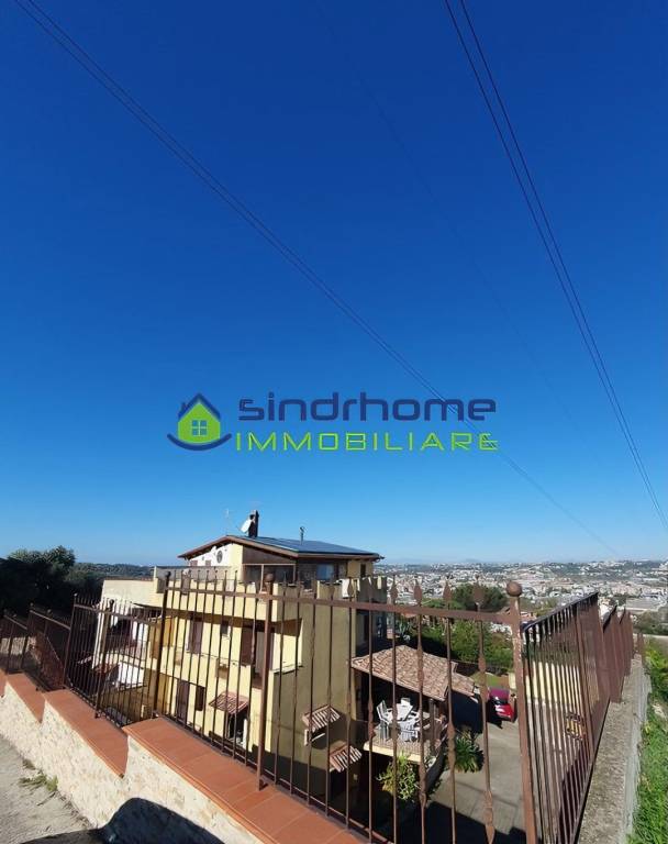 casa indipendente in vendita a Quarto
