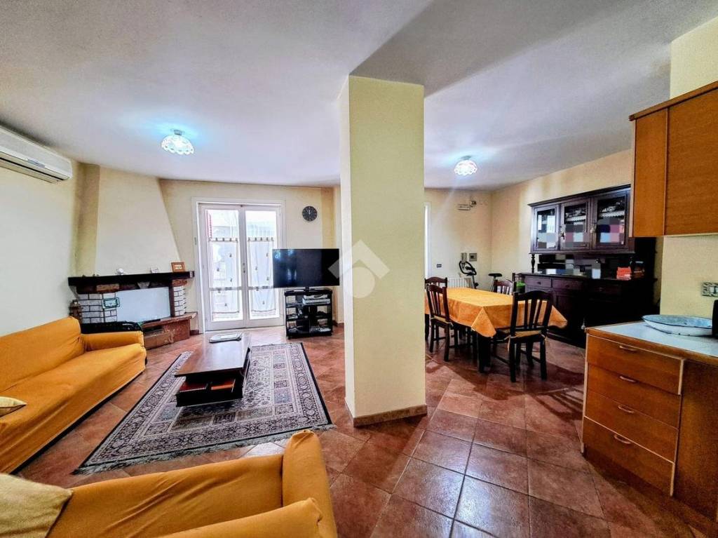 casa indipendente in vendita a Quarto
