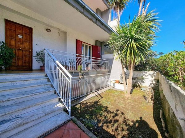 casa indipendente in vendita a Quarto
