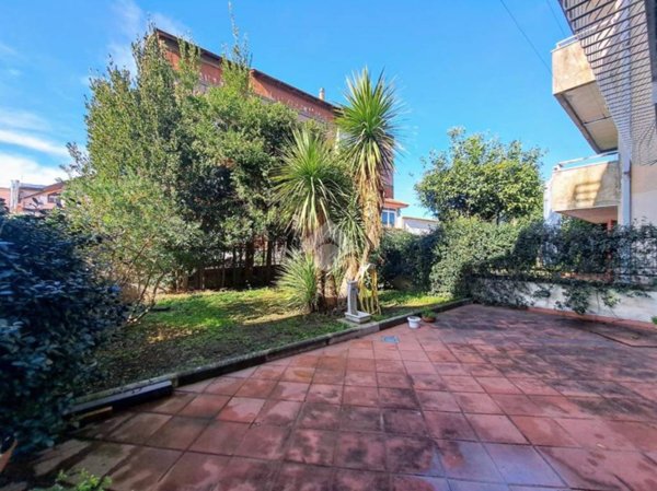 casa indipendente in vendita a Quarto