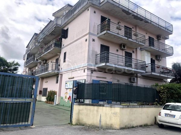 negozio in vendita a Quarto
