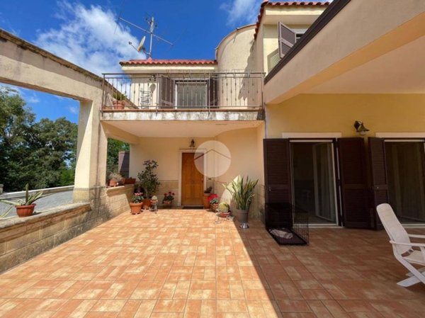 casa indipendente in vendita a Quarto