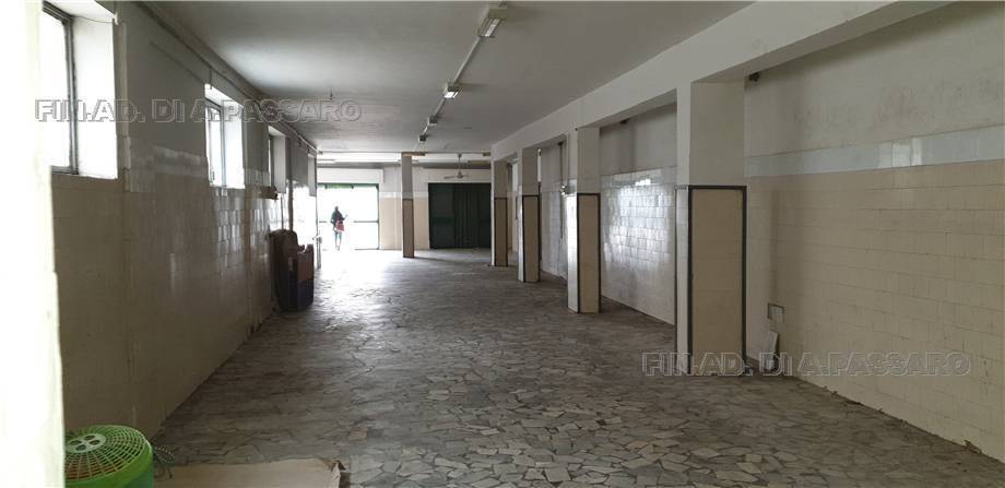 negozio in vendita a Quarto