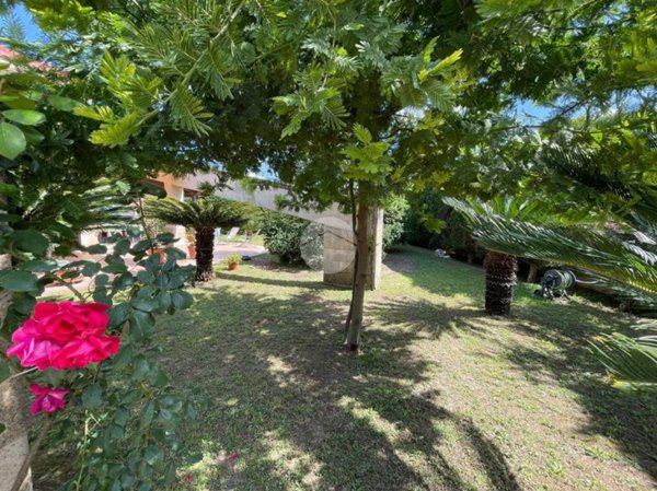 casa indipendente in vendita a Quarto