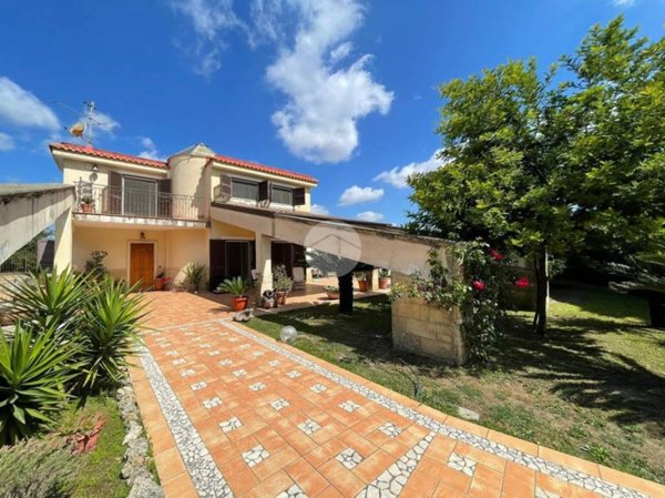 casa indipendente in vendita a Quarto